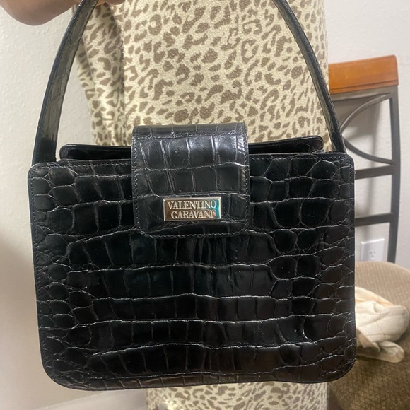 Rare VALENTINO GARAVANI Black Handbag - Picture 9 of 11